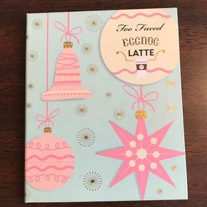 ✨Too Faced Egg Nog Latte Palette